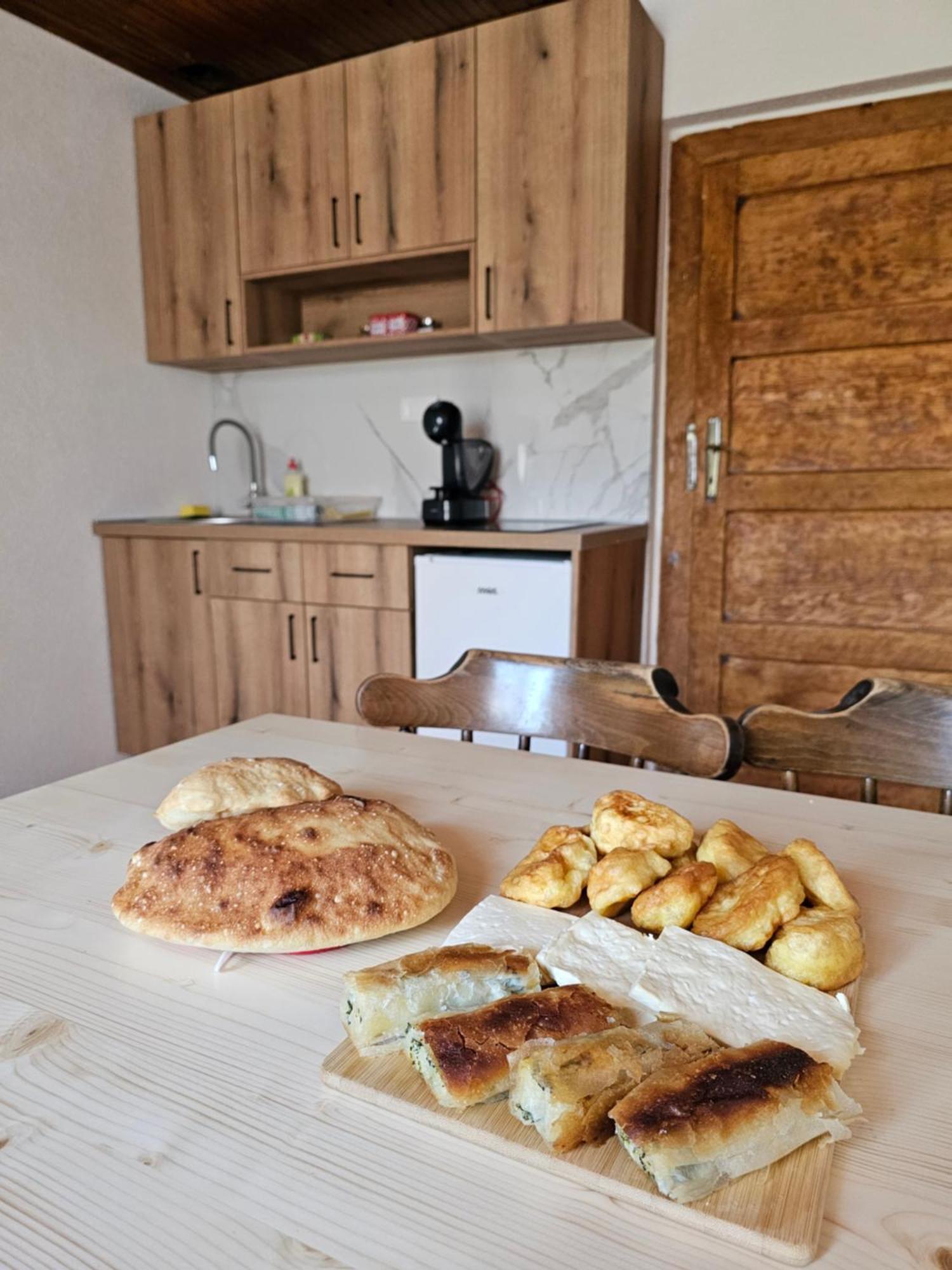 Traditional House Srna 모이코바츠 외부 사진